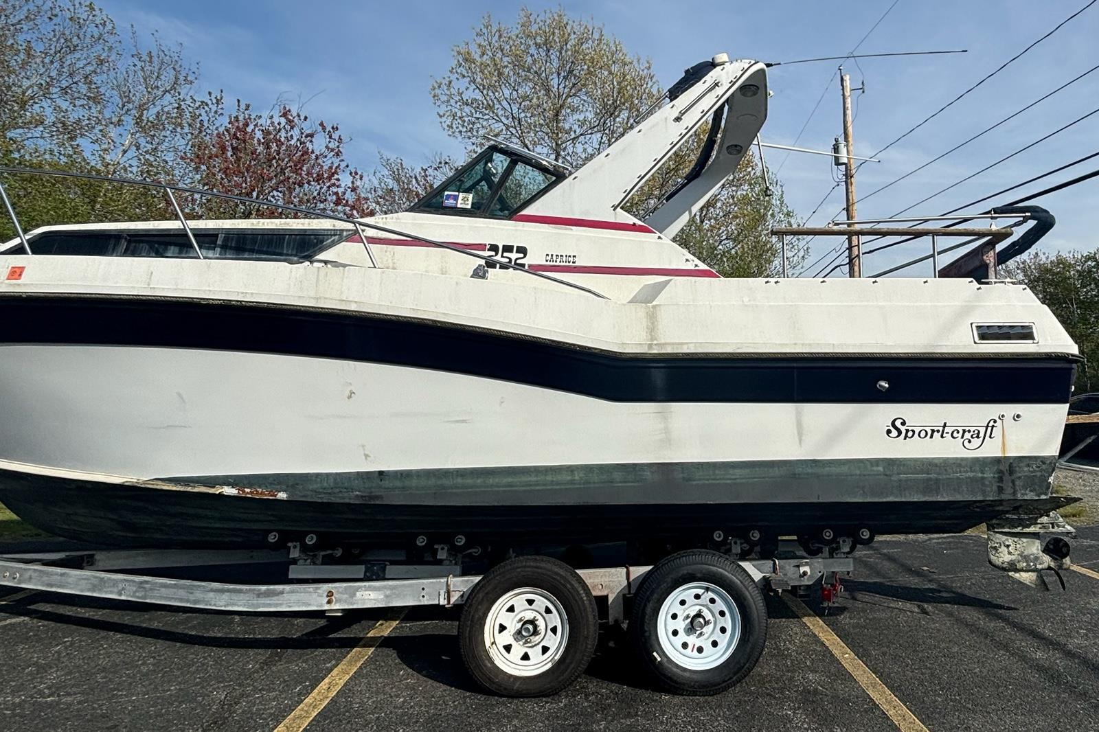 Caprice 30' Boat Located In Westport. MA - No Trailer 1989 for sale for ...