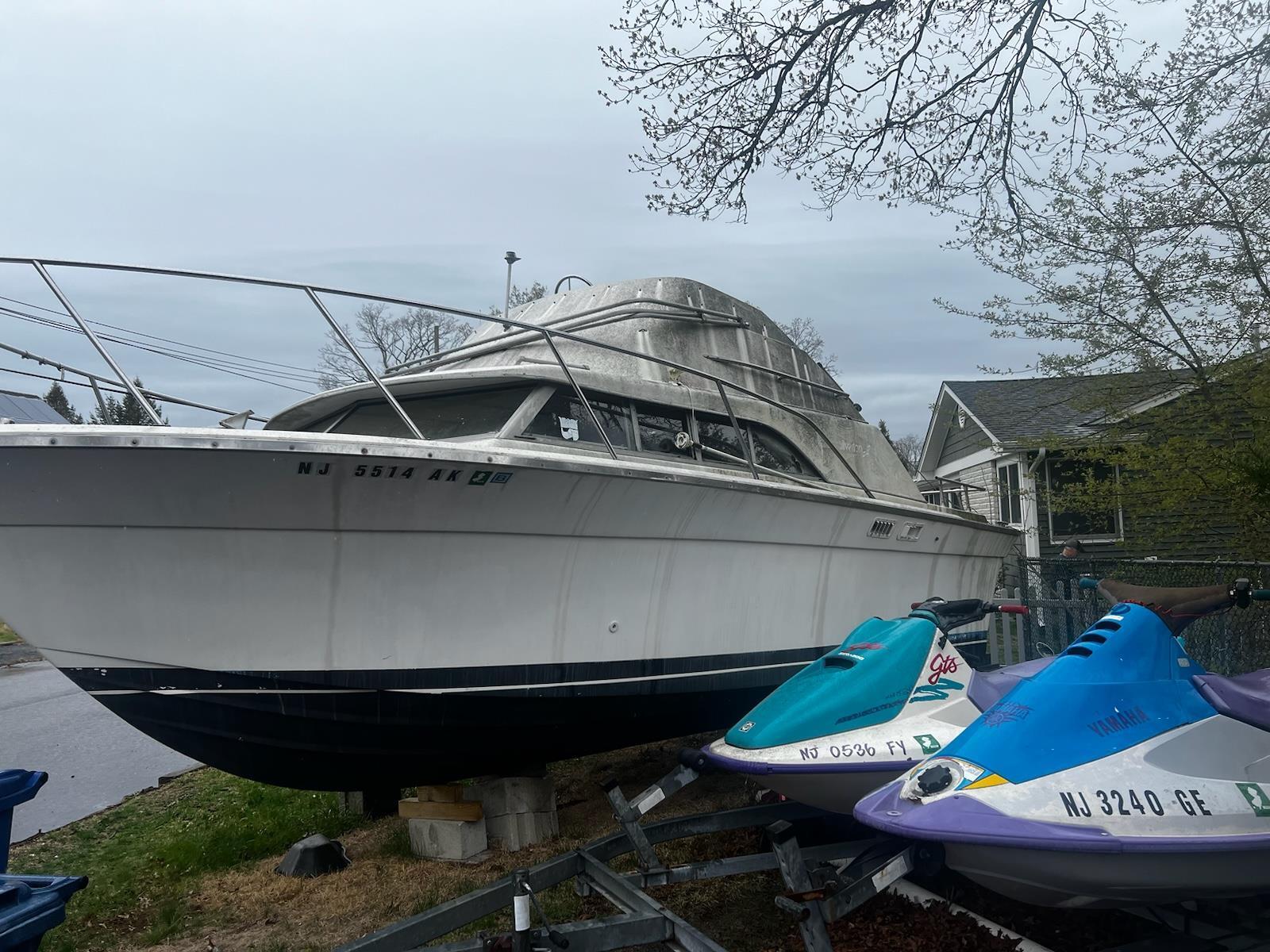 Slv Cabin 26' Boat Located In Beachwood, NJ - No Trailer 1976 for sale ...