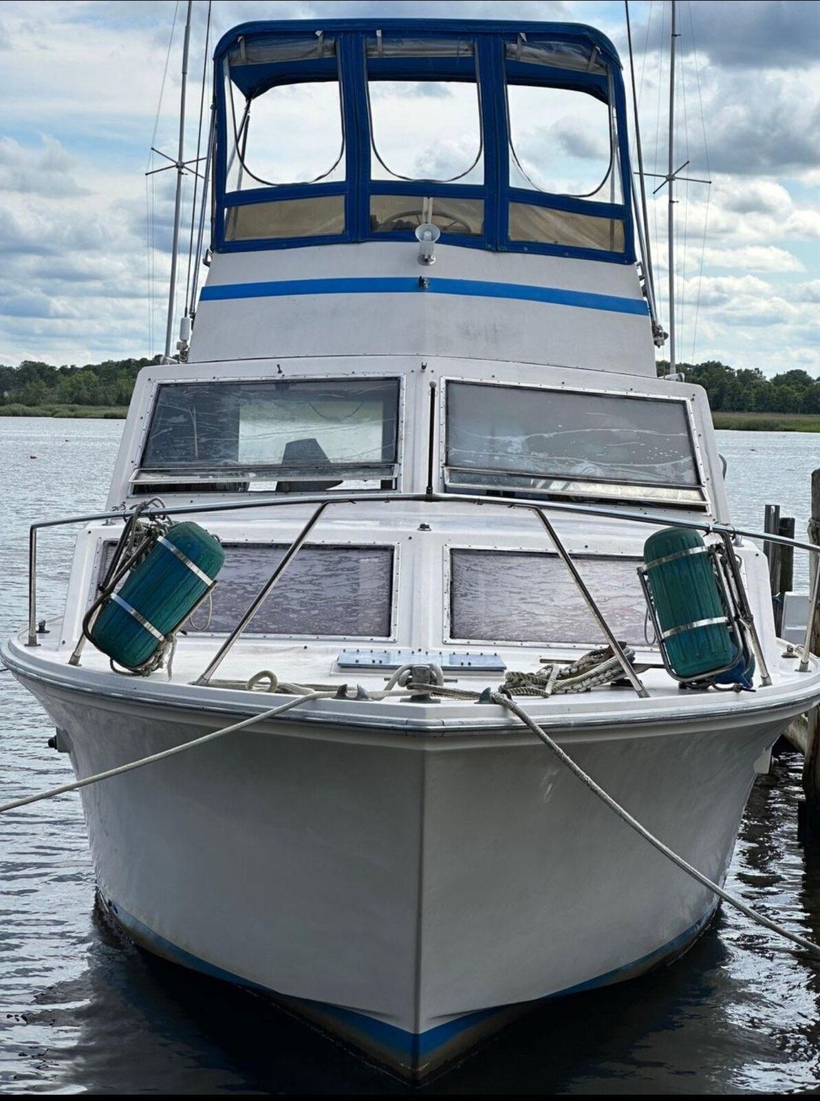 Pacemaker Sedan 32' Boat Located In Brick Township, NJ - No Trailer ...