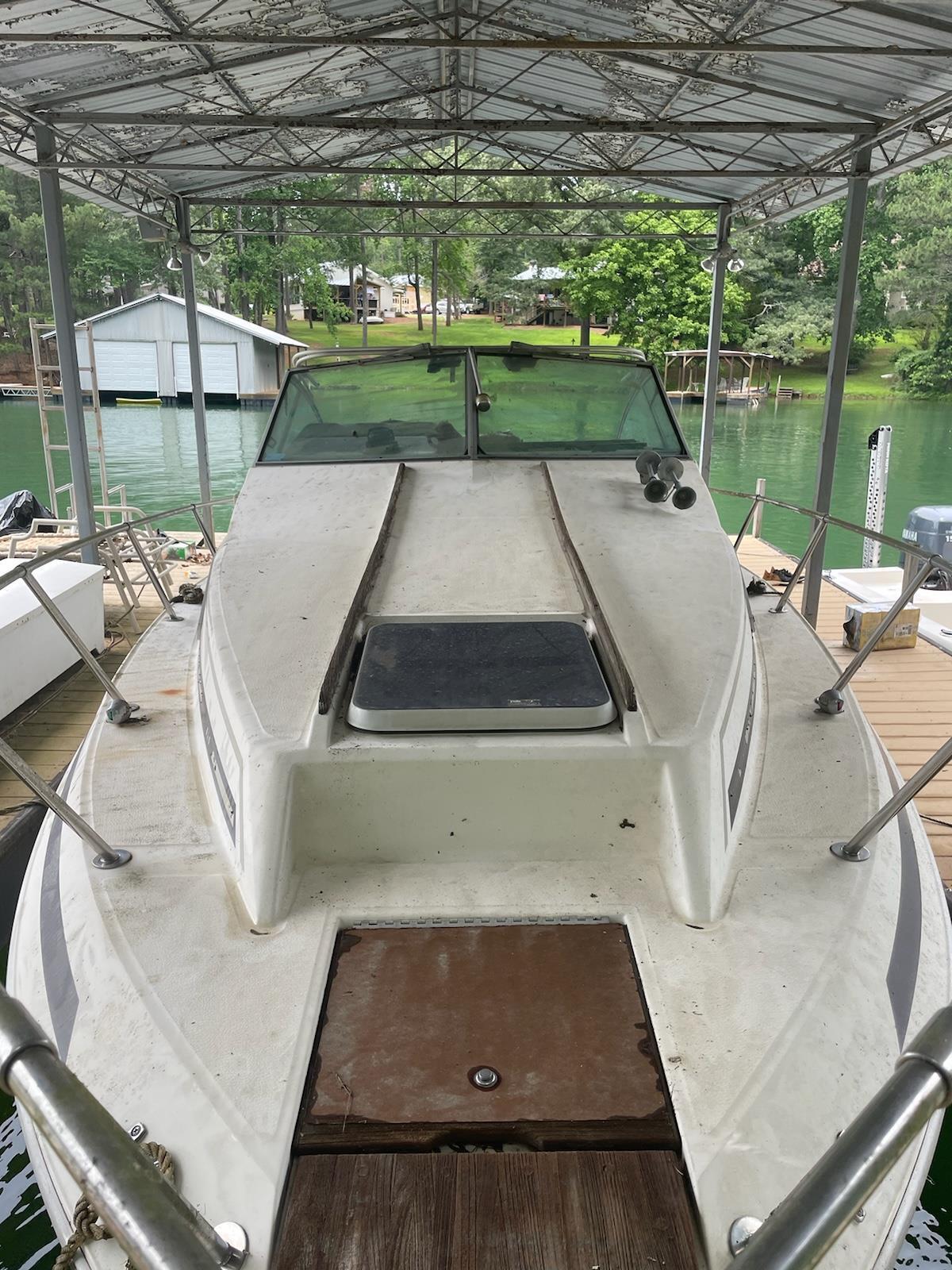 Sea Ray 270 Sundancer 28' Boat Located In Cumming, GA 1985 for sale for ...