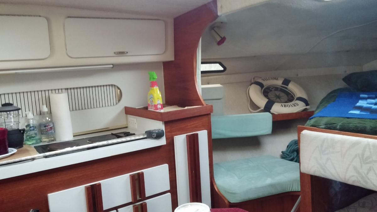 Cruisers Rouqe 26' Boat Located In Branchburg, NJ - No Trailer 1991 for ...