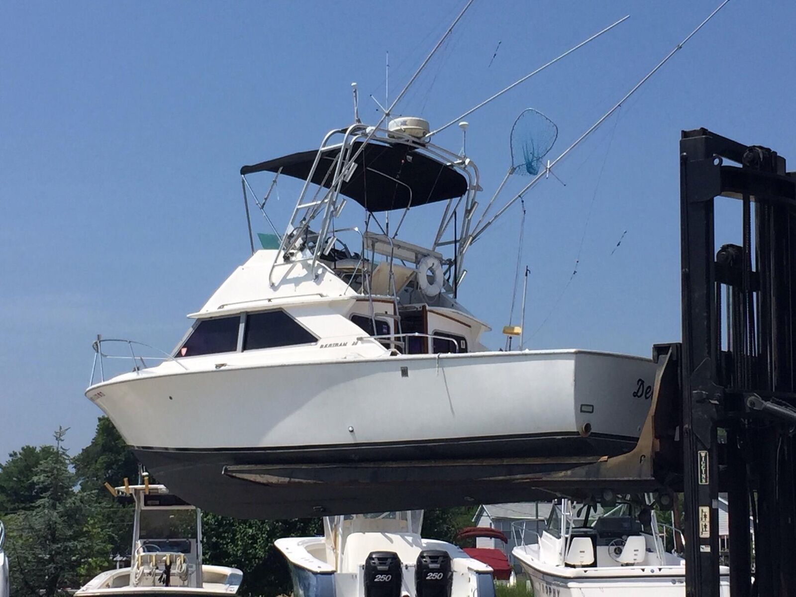 Bertram 28' Boat Located In South River, MD - No Trailer 1978 for sale ...