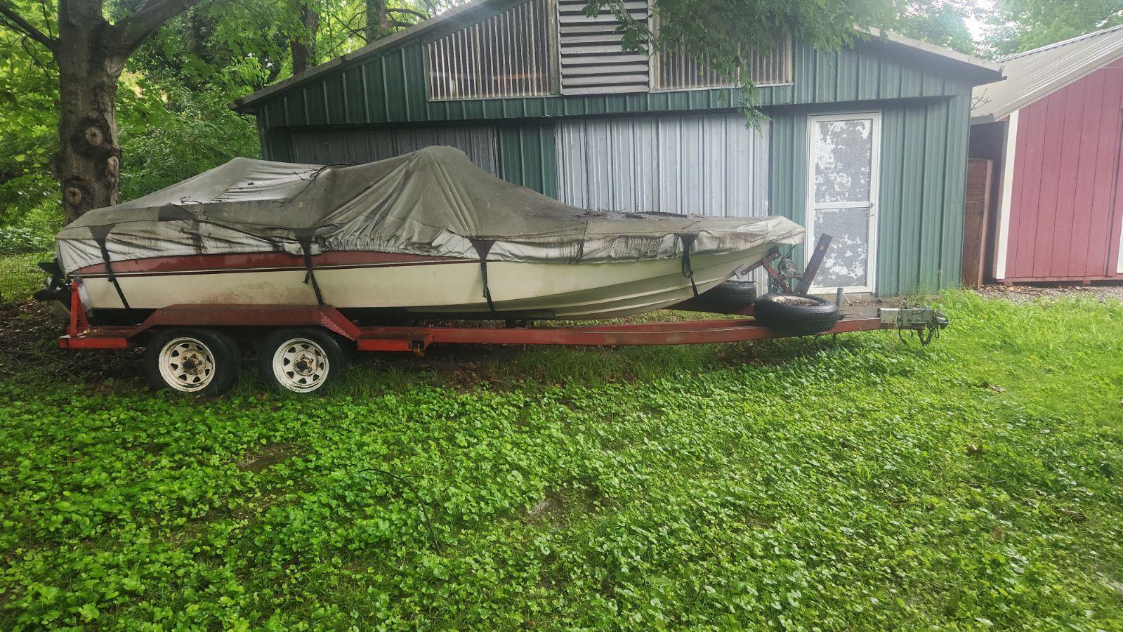 Fiberform 19' Boat Located In Collinsville, IL - Has Trailer 1981 for ...