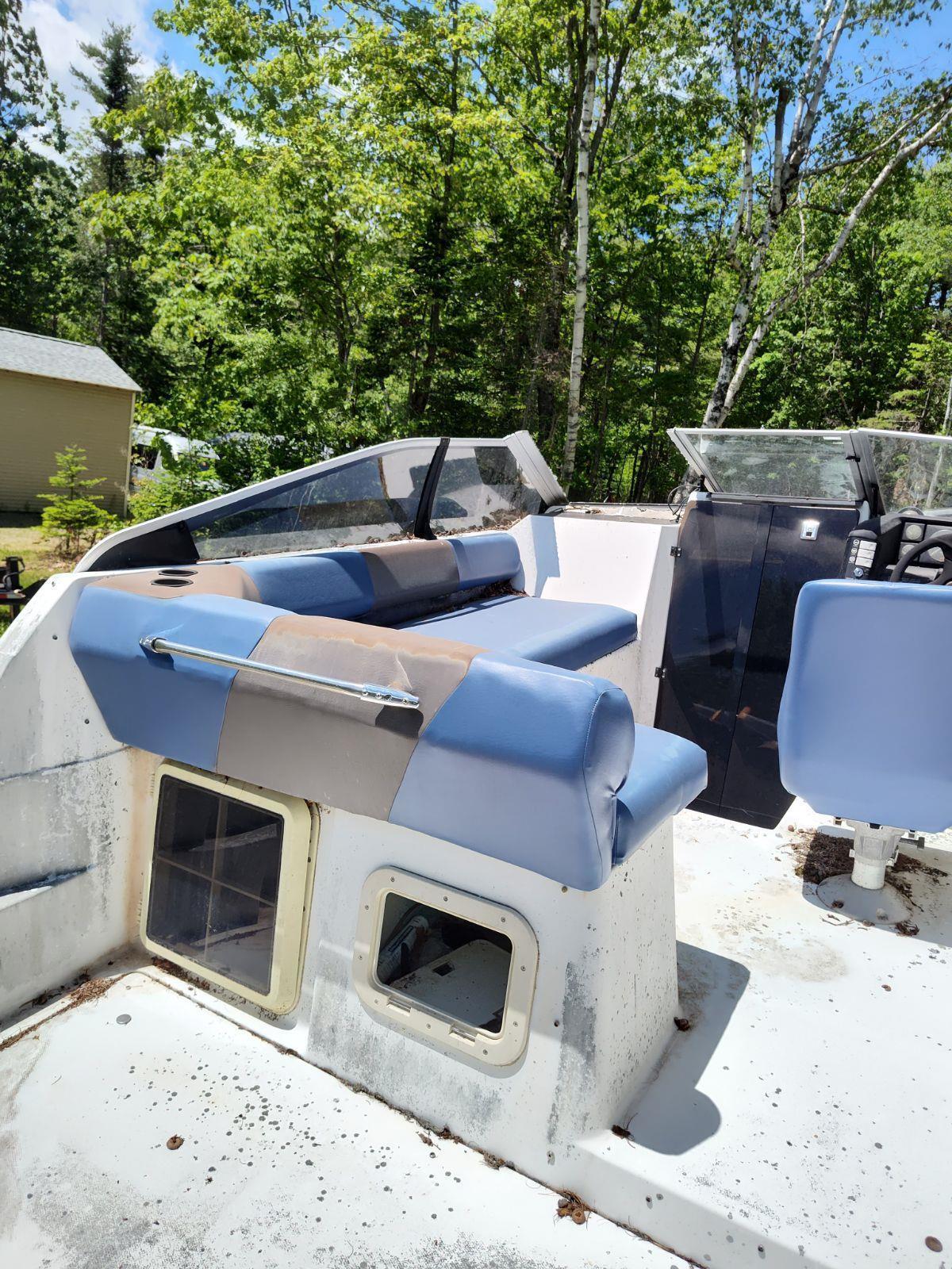 Bayliner Sunbridge 26' Boat Located In Frankfort, ME - No Trailer 1992 ...