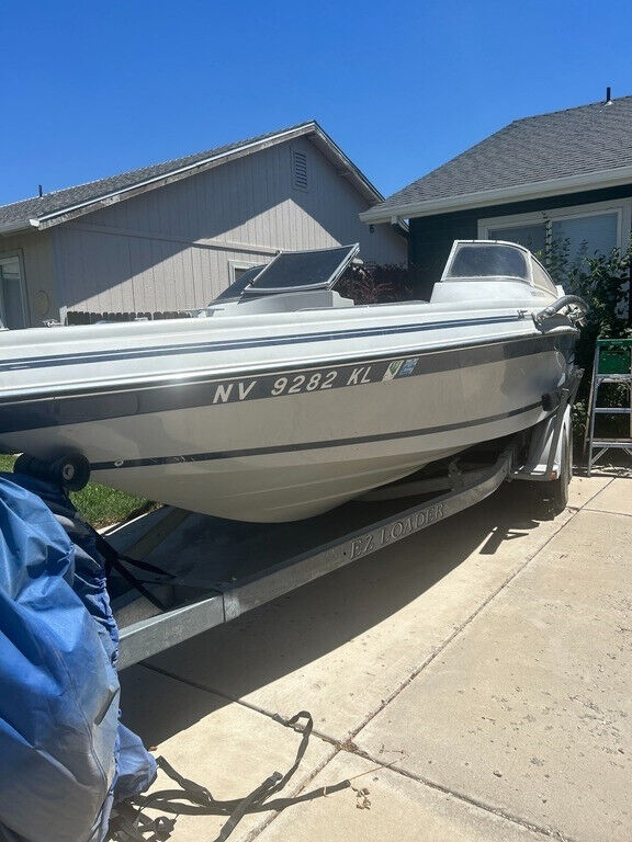 Celebrity Ski 200 Status 19’ FreshWater Fiberglass Ski Boat 350HP ...