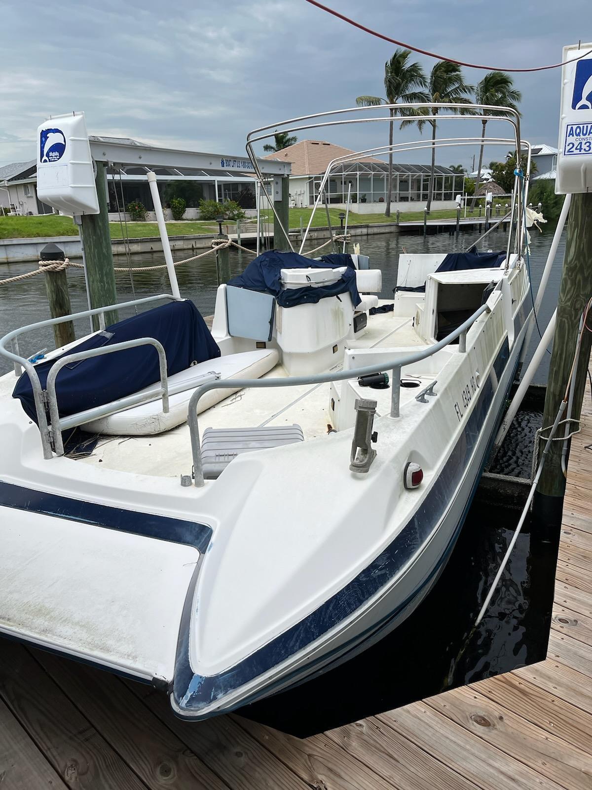 Bayliner 27' Boat Located In Cape Coral, FL - Np Trailer 1993 for sale ...