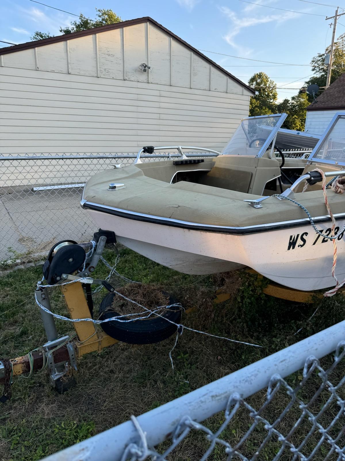 Glastron 15' Sportster 15' Runabout Boat Outboard & Has Trailer 1970 ...