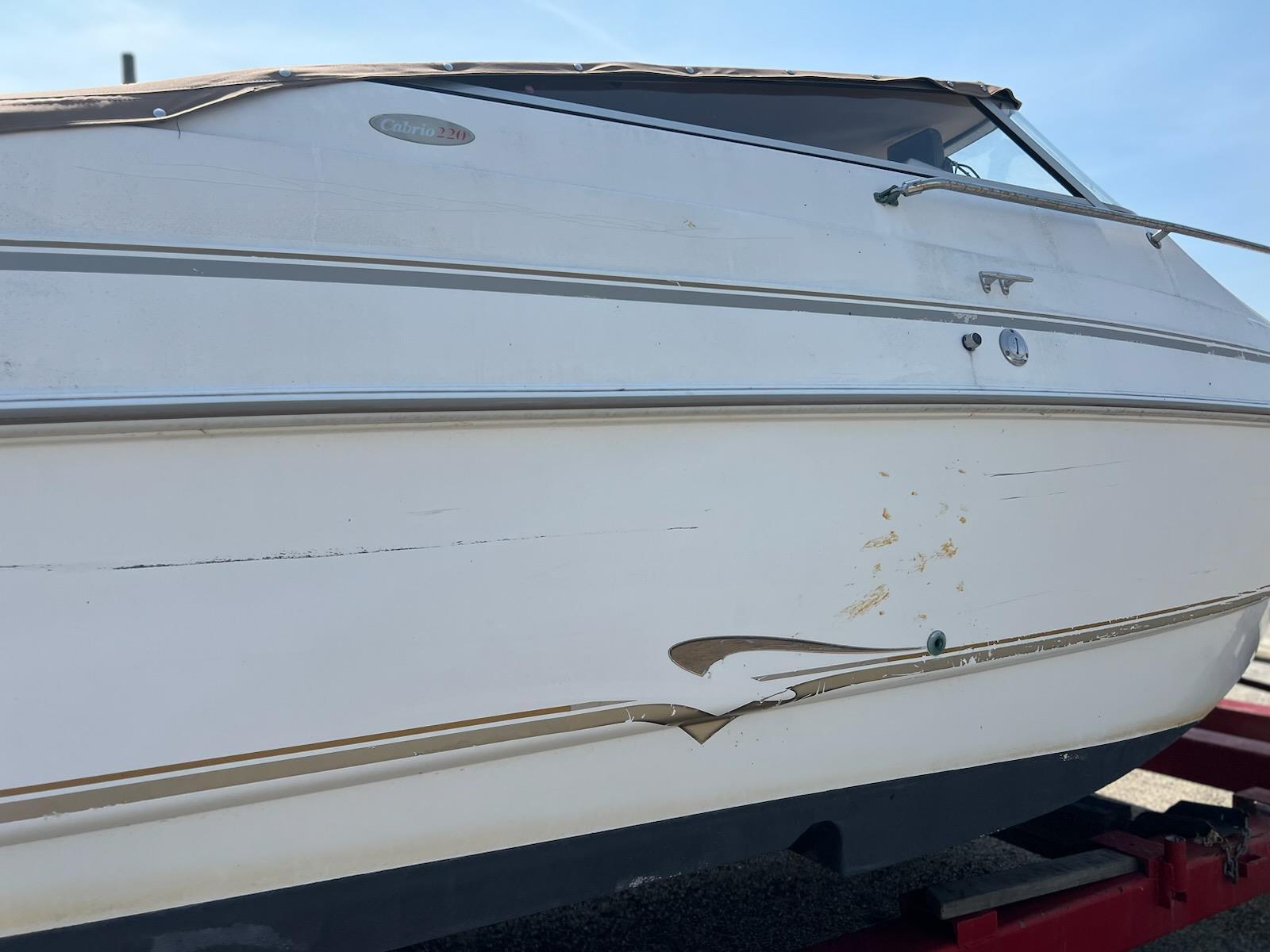 Larson 22' Cruiser Boat Stern & No Trailer 2003 for sale for $1,113 ...