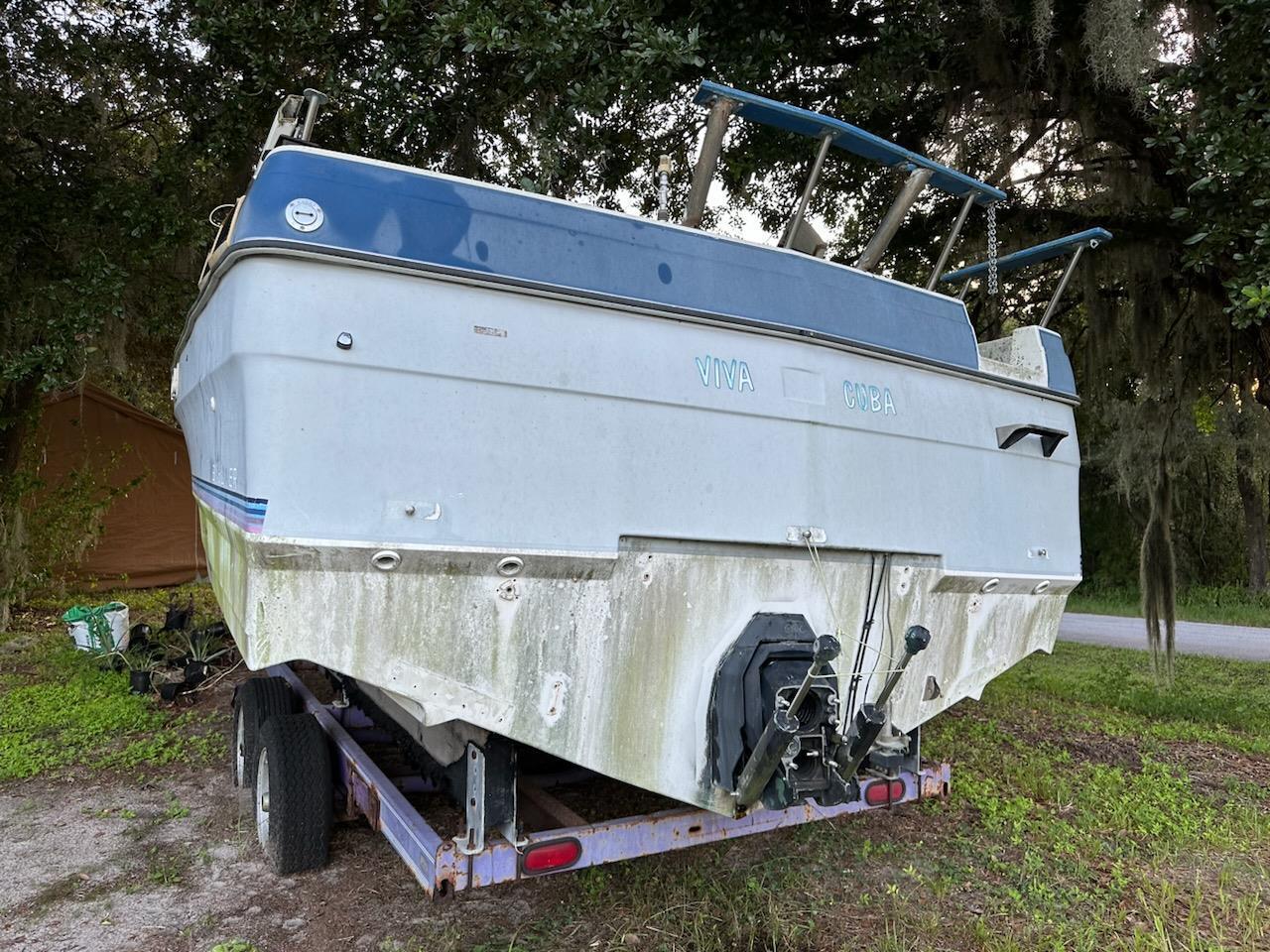 Bayliner 26' Cruiser Boat Stern & Has Trailer 1989 for sale for $2,528 ...