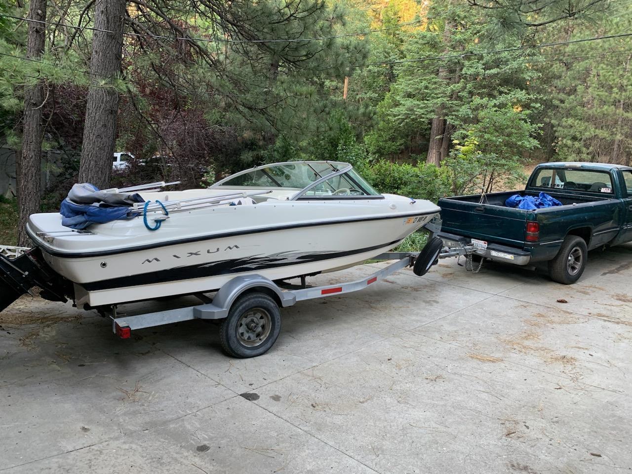 Maxum 17' Runabout Boat Stern & Has Trailer 2005 for sale for $2,338 ...