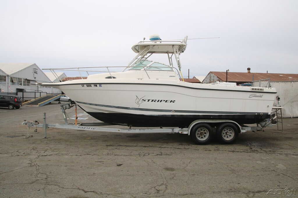 (OSA) 1999 Seaswirl Striper Boat 26 Ft With Trailer Automatic NO ...