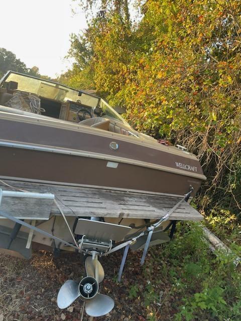 Wellcraft 23' Runabout Boat Outboard Has Trailer 1982 for sale for ...