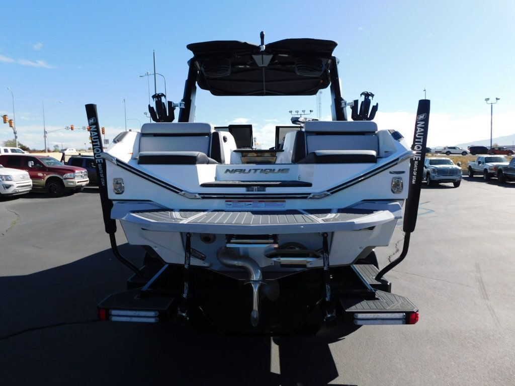 Super Air Nautique G23 Paragon Supercharged V8 Power Tower Loaded Low 