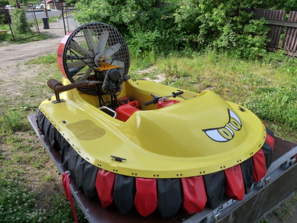 Aquasport MAD Hovercraft