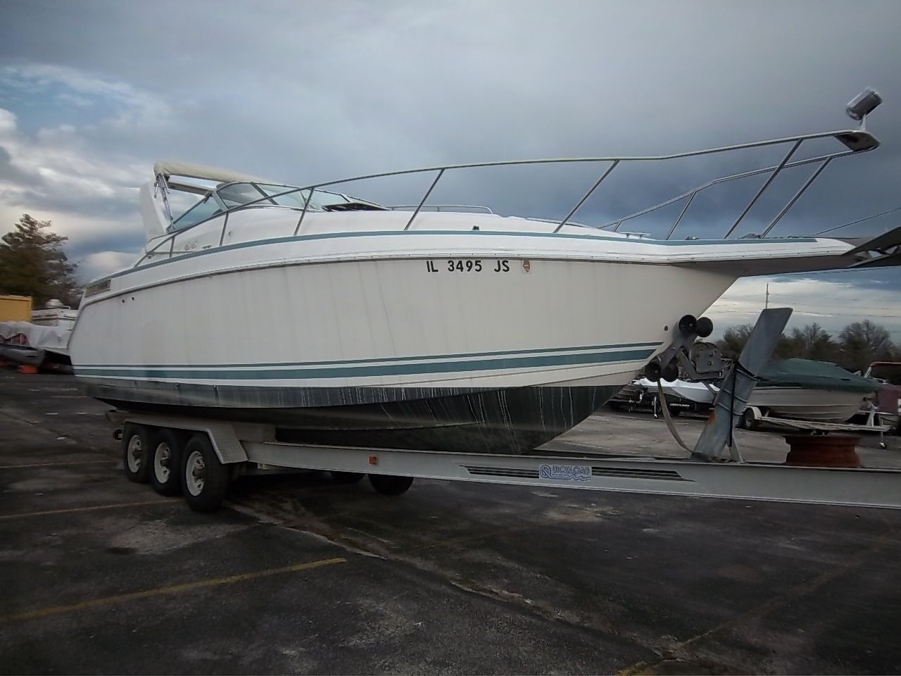 super nice 2004 baja outlaw 20. only 195 hours on the original mercruiser 5...
