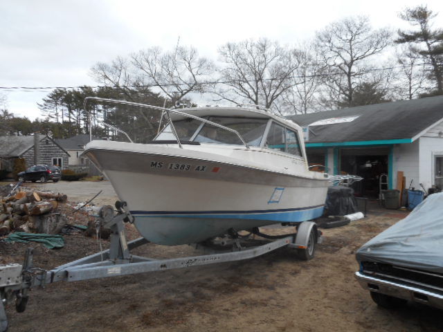 2005 cobalt 220 with trailer, swim platform. for sale in