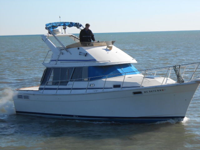 1988 bayliner 3218 motor yacht