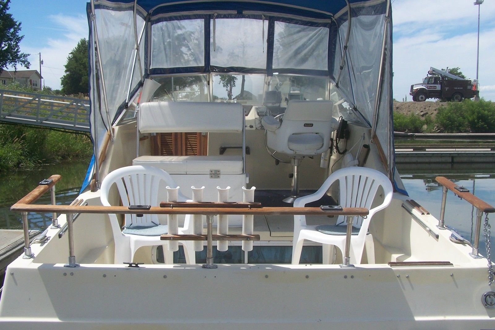 bayliner bayliner sunbridge 2850 1980 for sale for $6,995