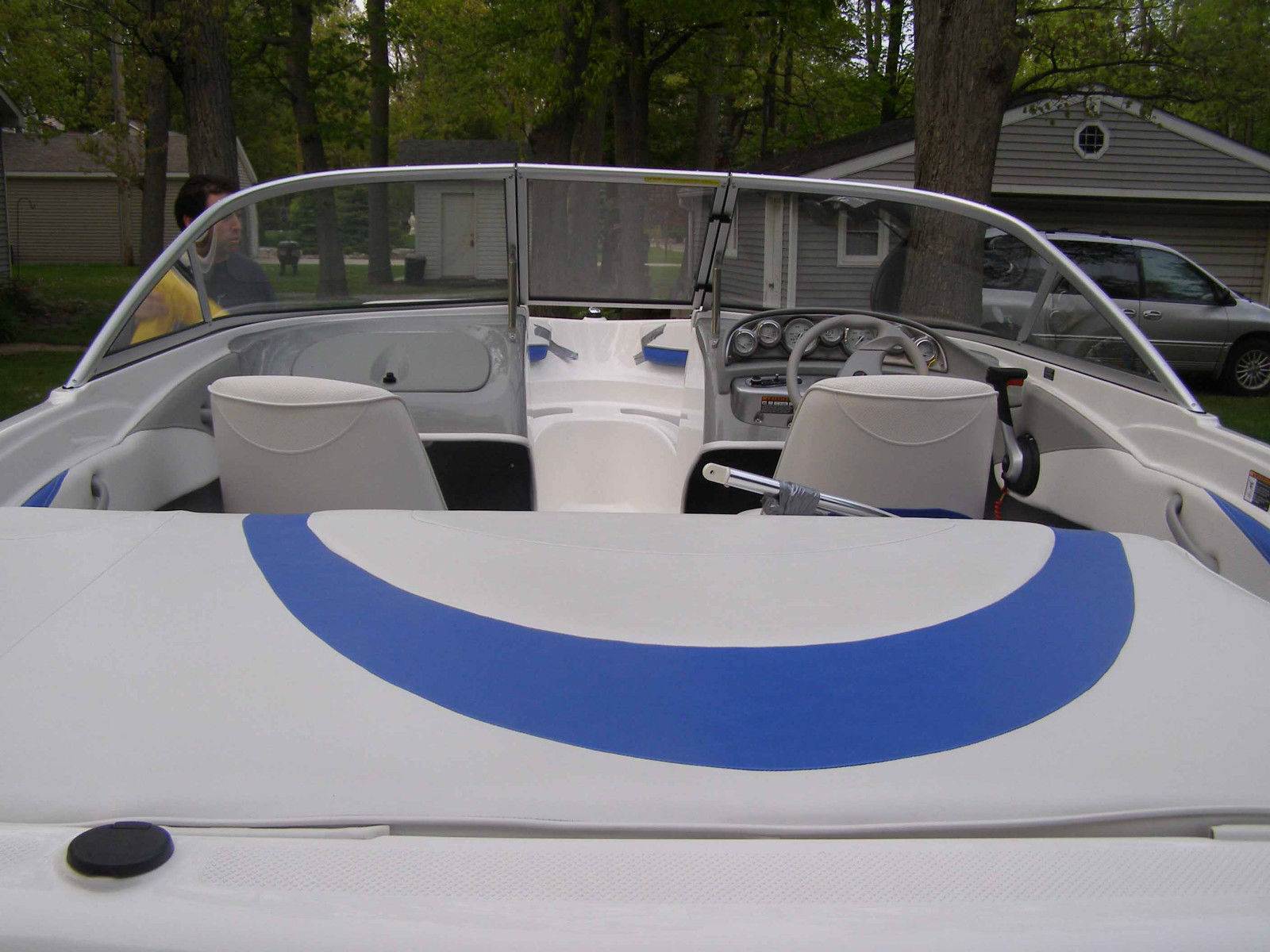 runabout boat seats