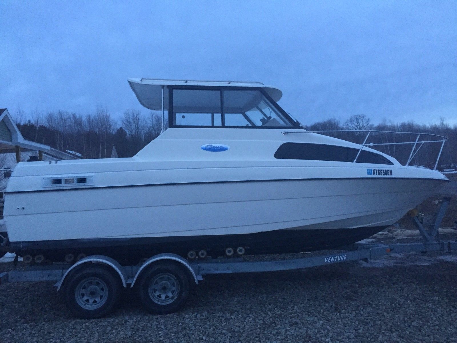 Bayliner 222 EC