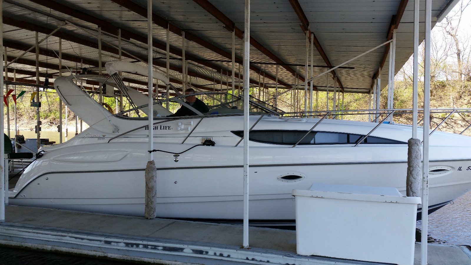 Bayliner Ceria 3055 boat for sale from USA