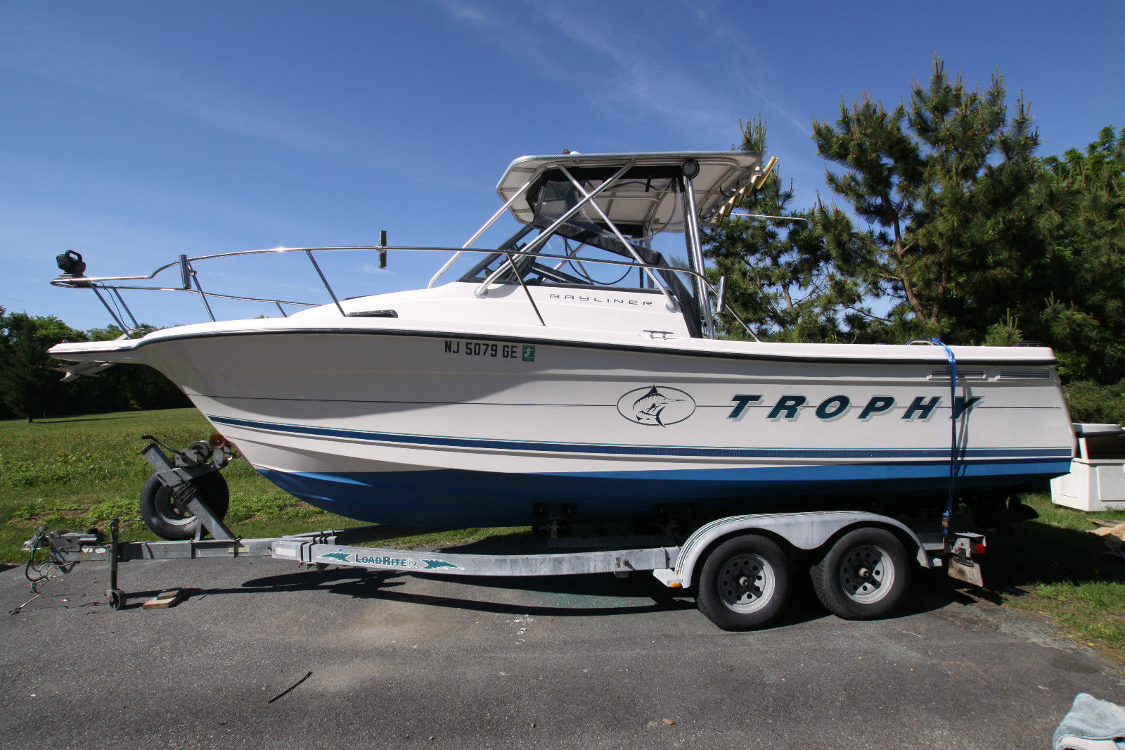 Bayliner Trophy 2352 1997 for sale for 25,500