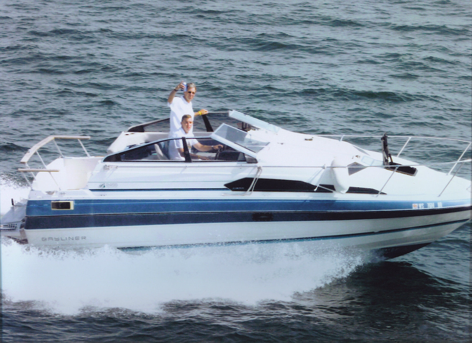 Bayliner Ciera 2455 boat for sale from USA