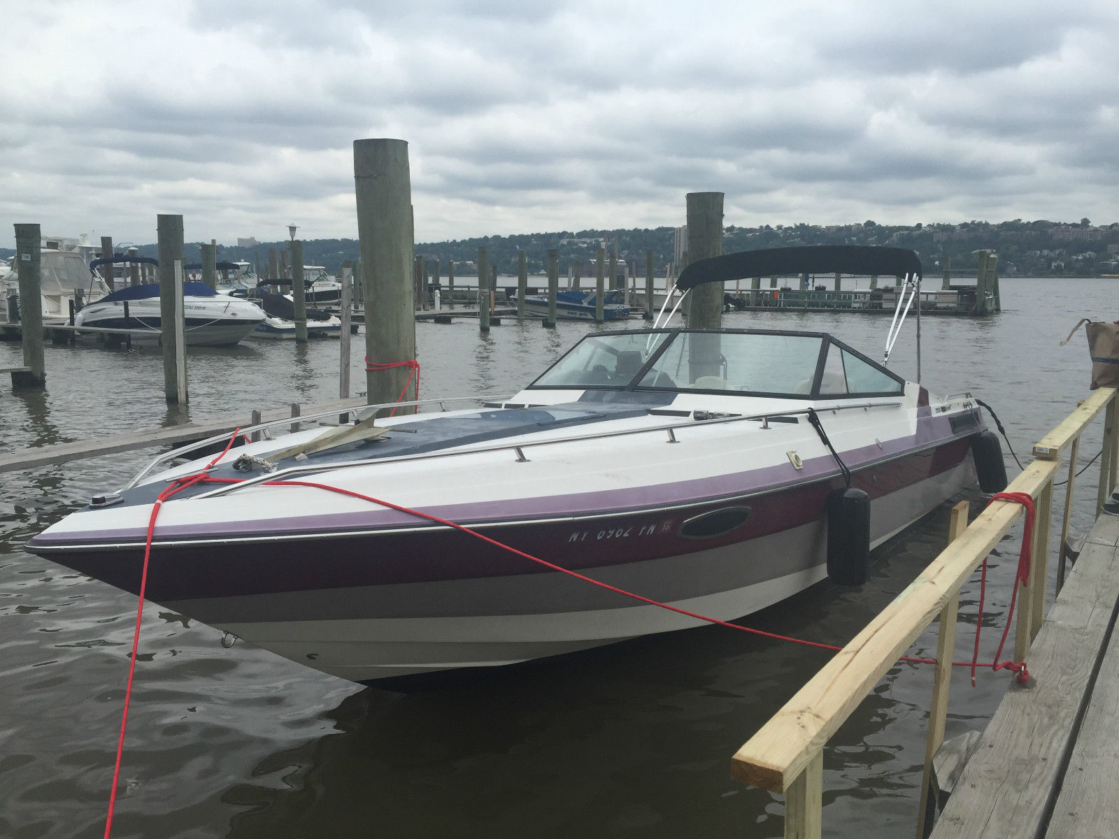 Chaparral 2850SX 1989 for sale for $5,500 - Boats-from-USA.com