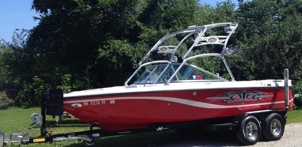 Correct Craft Super Air Nautique 210 Team Edition