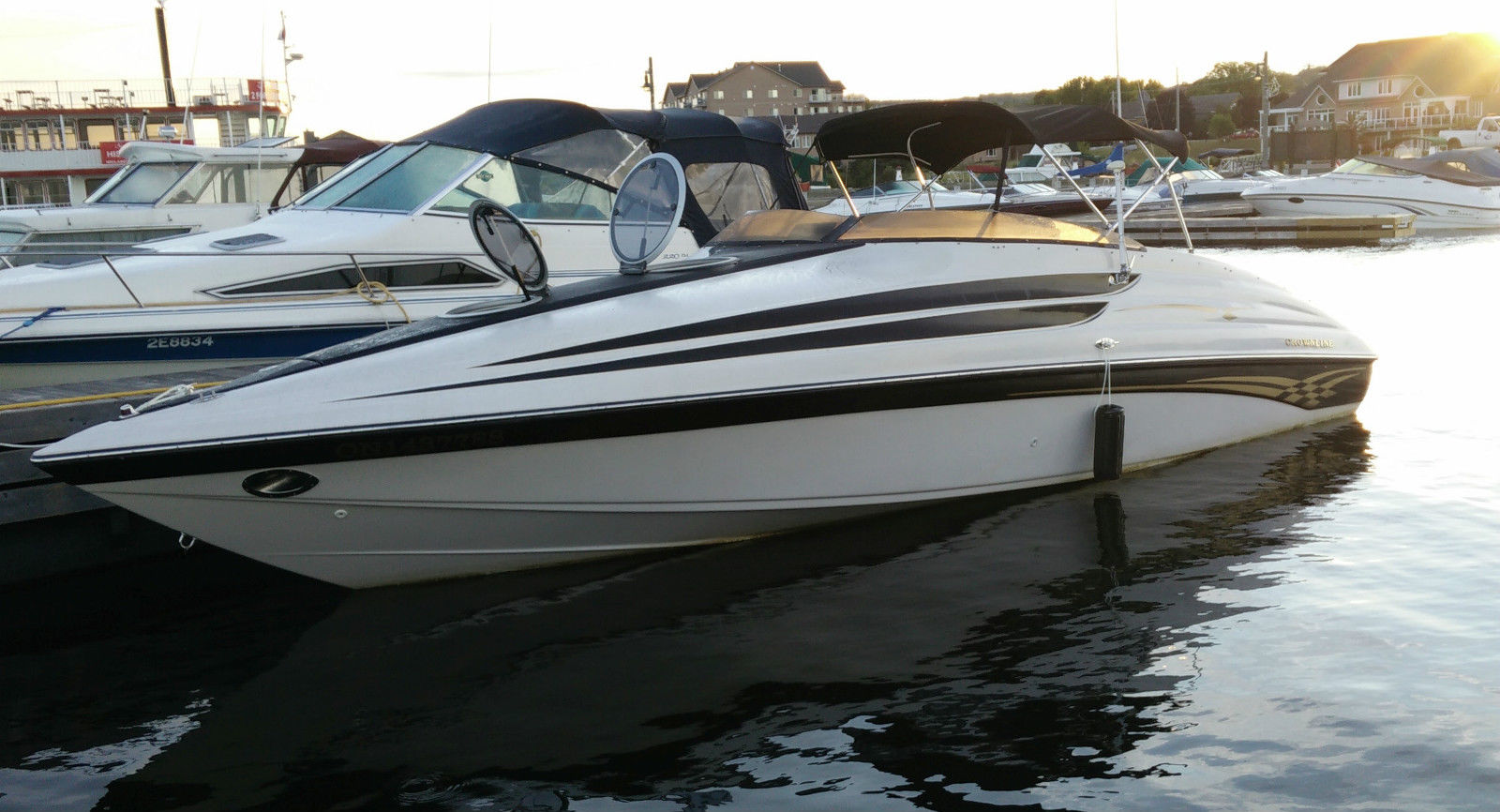 Crownline 266 LTD Cuddy Cruiser (RARE And PRISTINE) 1998 for sale for ...