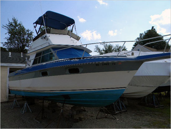 Cruisers Villa Vee 298 1987 for sale for $1 - Boats-from-USA.com