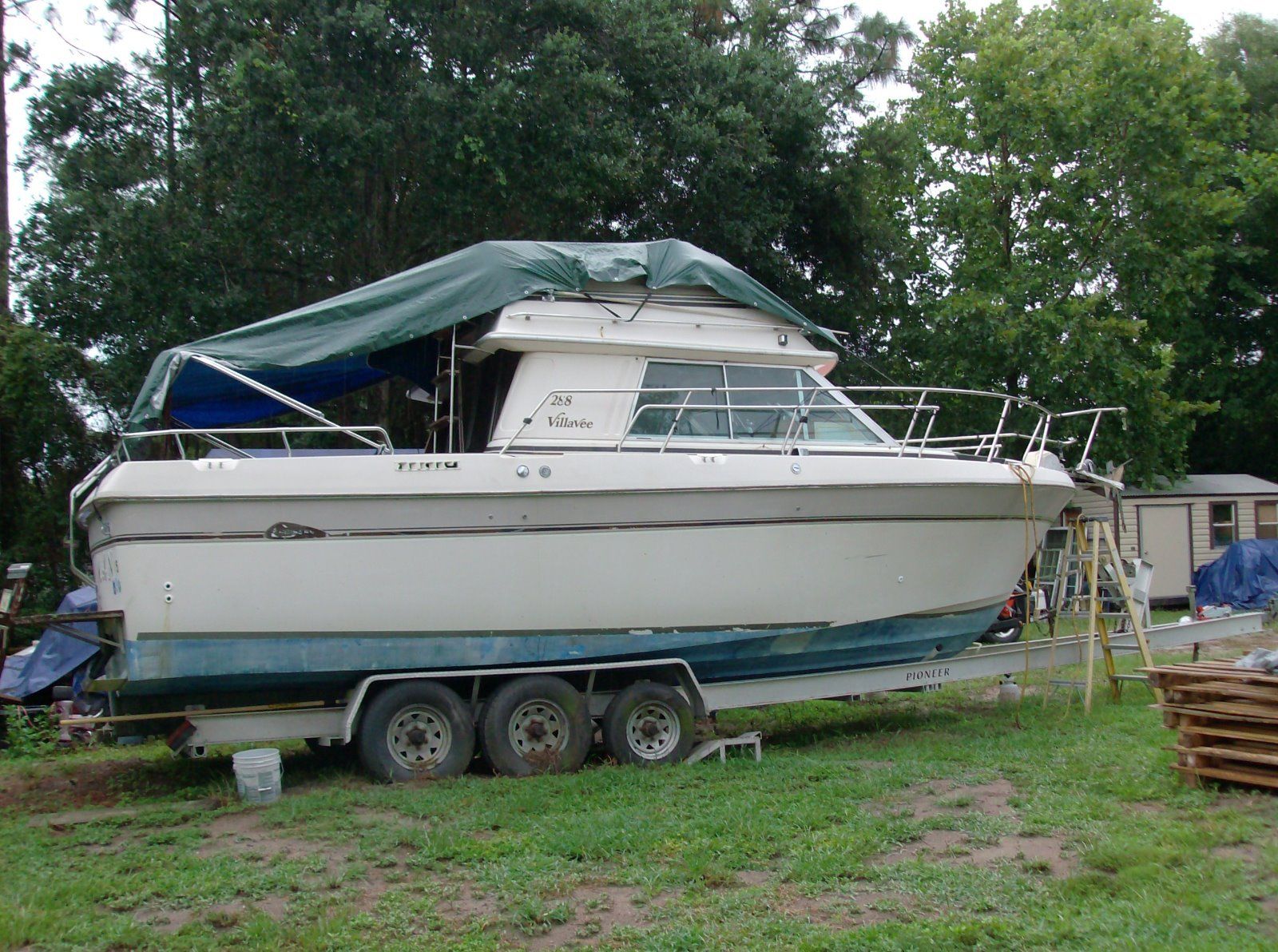 Cruisers 288 Cruiser Villa Vee 1988 For Sale For $1,000 - Boats-from 