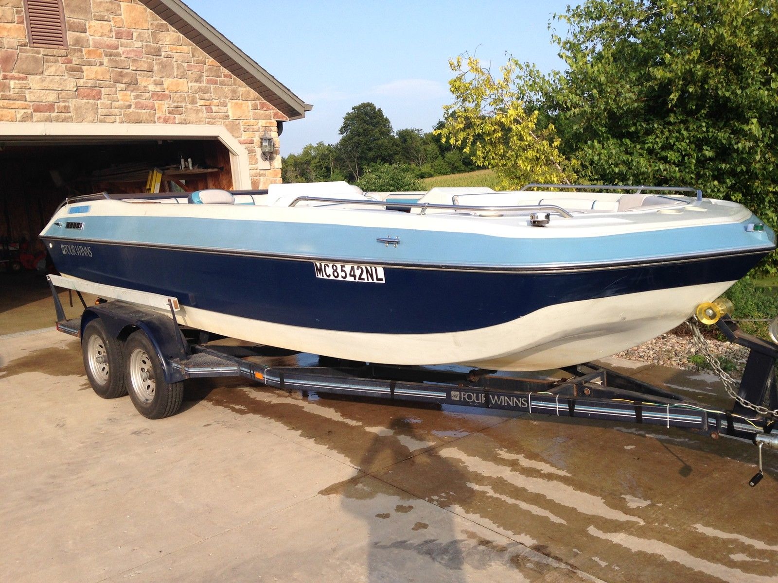 Four Winns 200 CANDIA 1988 for sale for $2,500 - Boats 