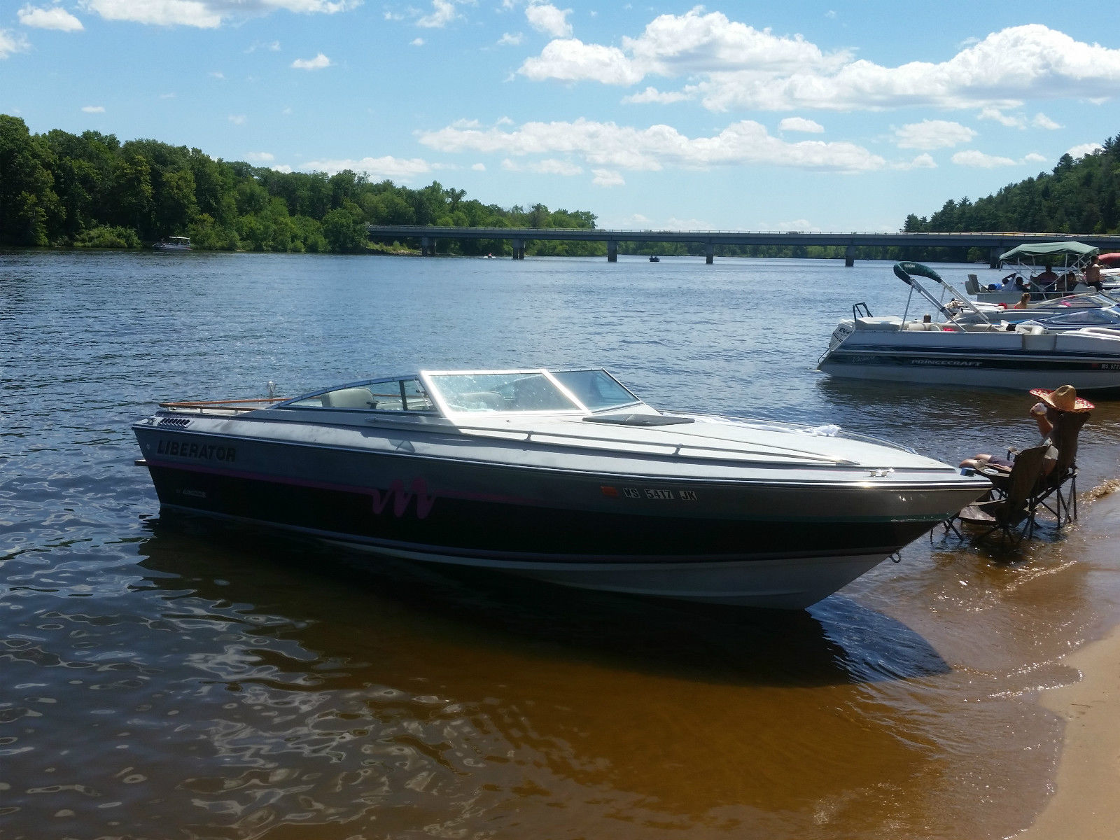 Four Winns Liberator 211 1986 for sale for $3,200 - Boats ...