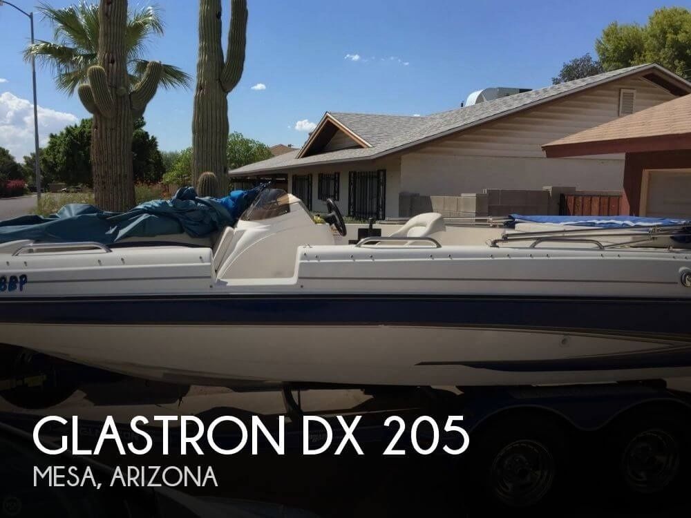 Glastron DX 205
