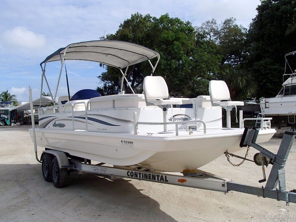 HURRICANE FUN DECK 226 2005 for sale for $12,700 - Boats 