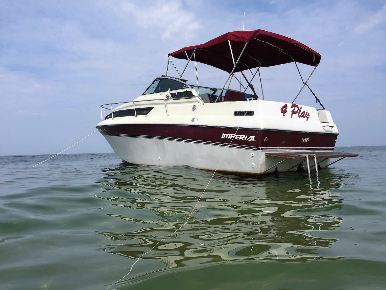 Sleeps 6, has stove top, sink, refrigerator, shower... boat, USA, for sale....