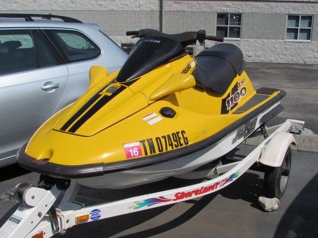 Kawasaki 1100 ZXi 2001 for sale for $3,950 - Boats-from ...