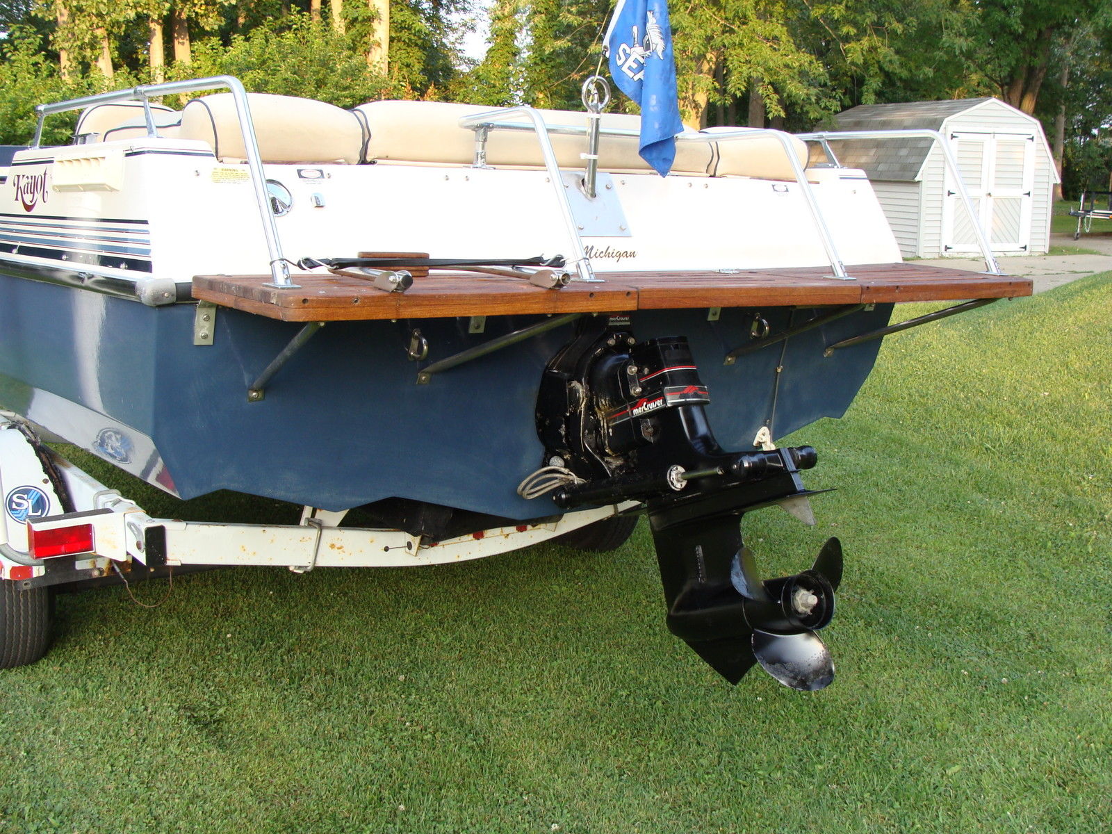 Kayot 17 ' Limited Deck Boat 1988 for sale for $2,350 