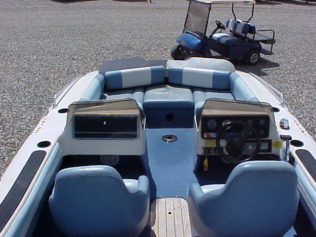 Kayot Deck Boat 1989 for sale for $3,000 - Boats-from-USA.com