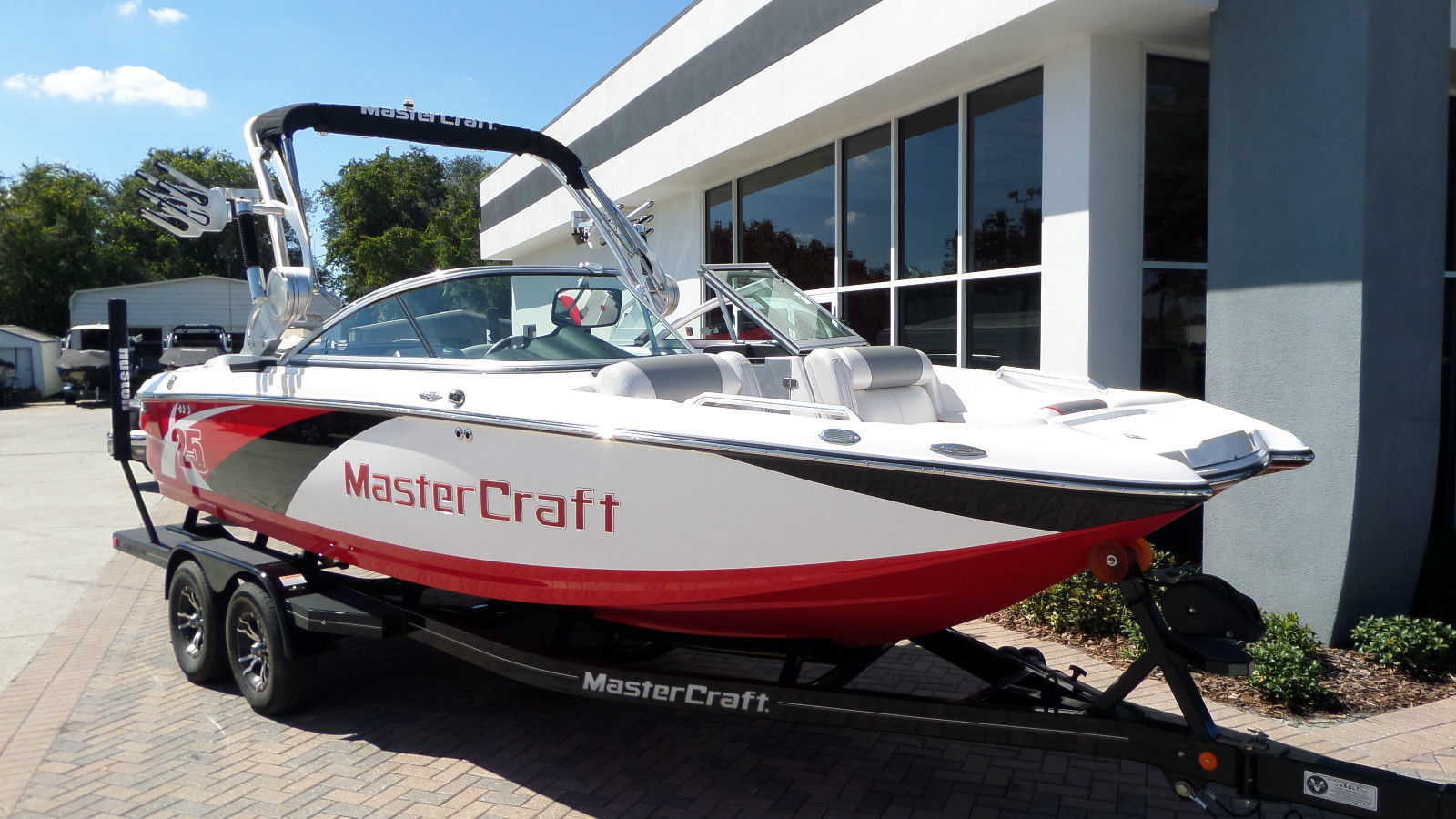 Mastercraft X25 Brand New Boat Pro Package And Gen2 Surf! 2013 for sale ...