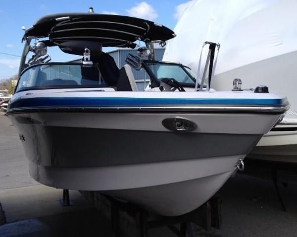 Super Air Nautique 230