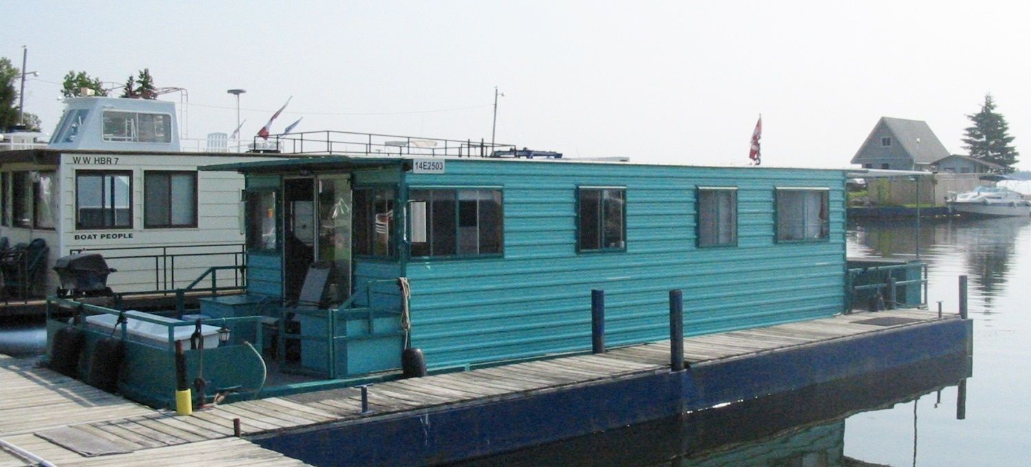 Houseboat Must Sell 1983 42 FT Long X 12 FT Wide