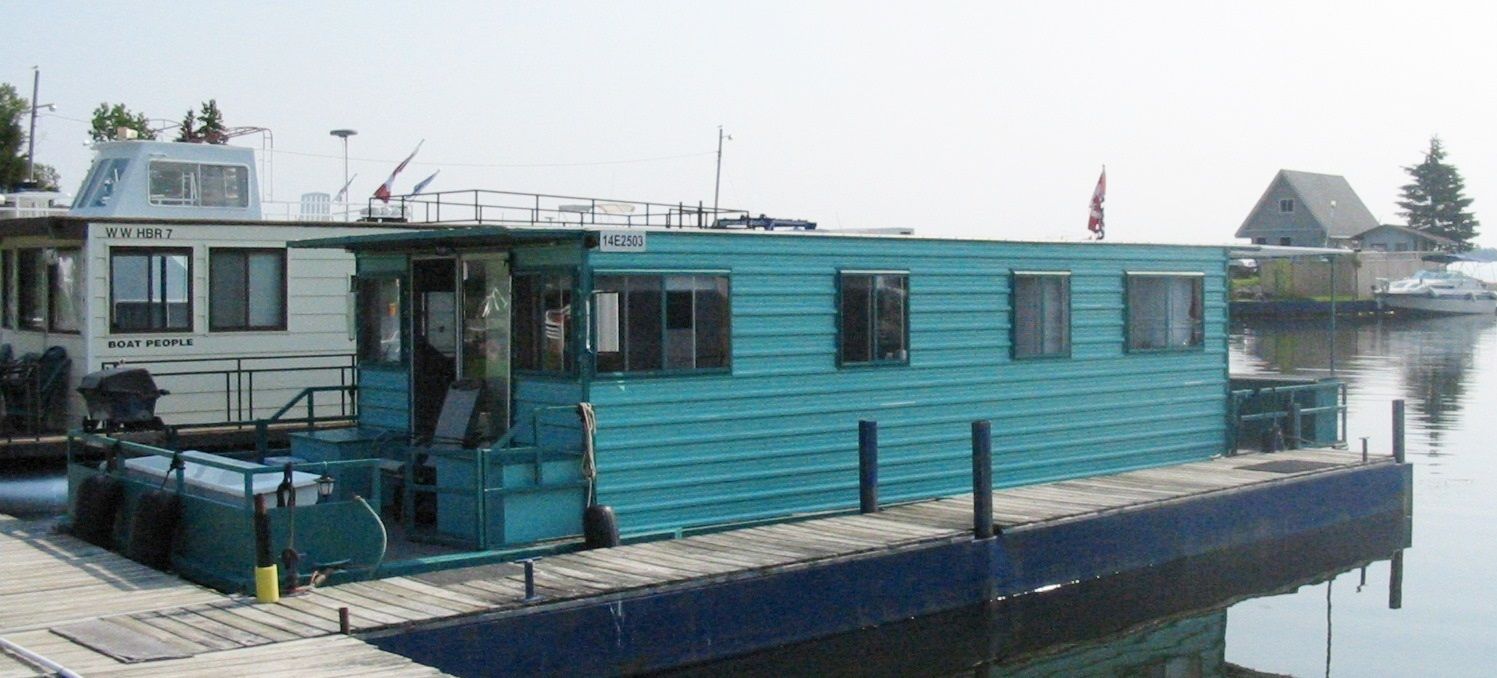 Houseboat Must Sell 1983 42 FT Long X 12 FT Wide 1983 for sale for