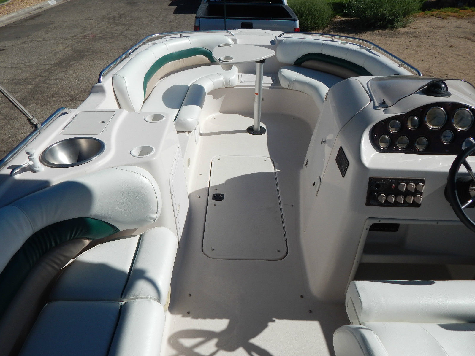 Godfrey Hurricane Hurricane 237 Deck Boat 2002 for sale ...