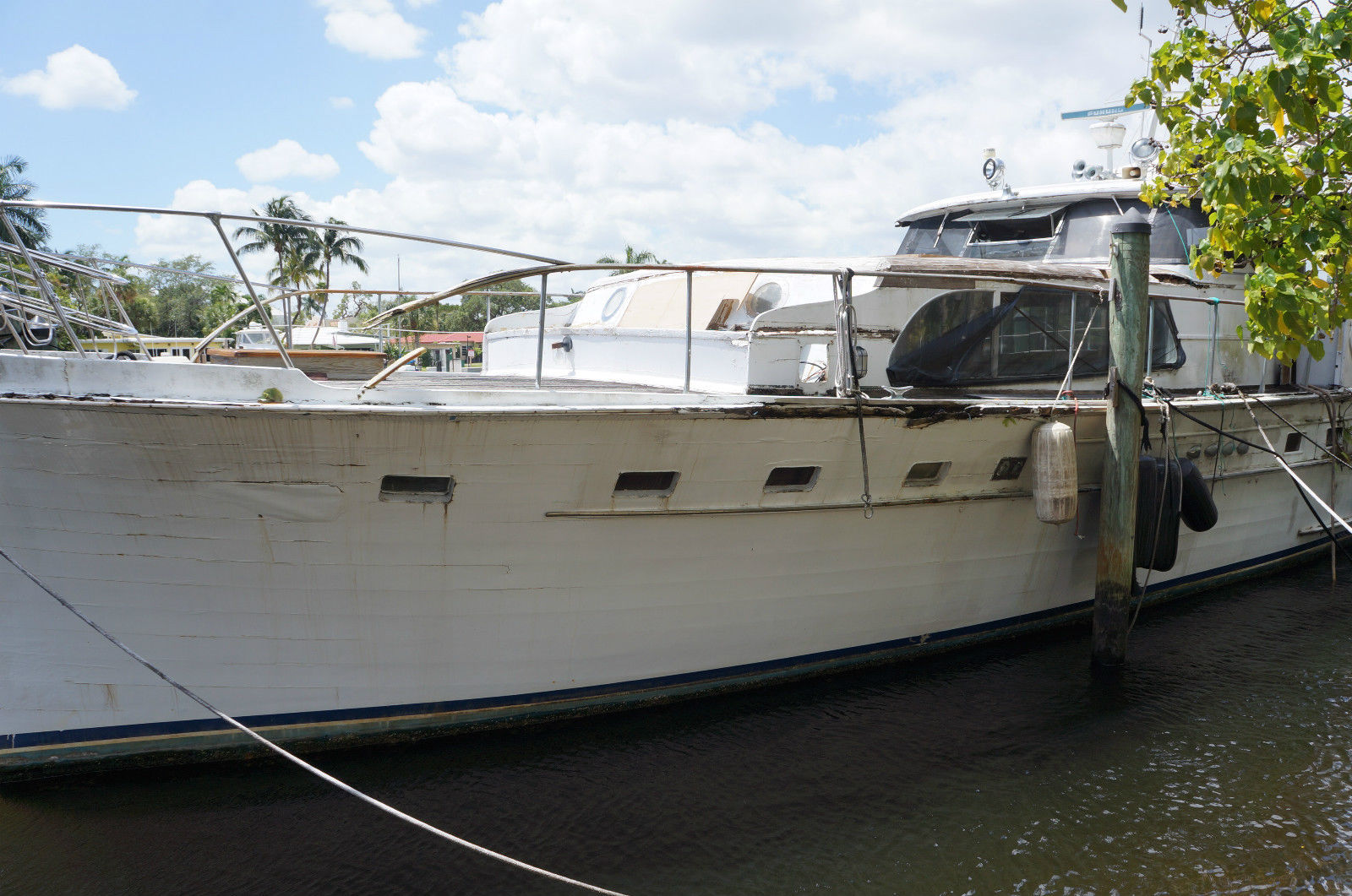 yachts salvage for sale