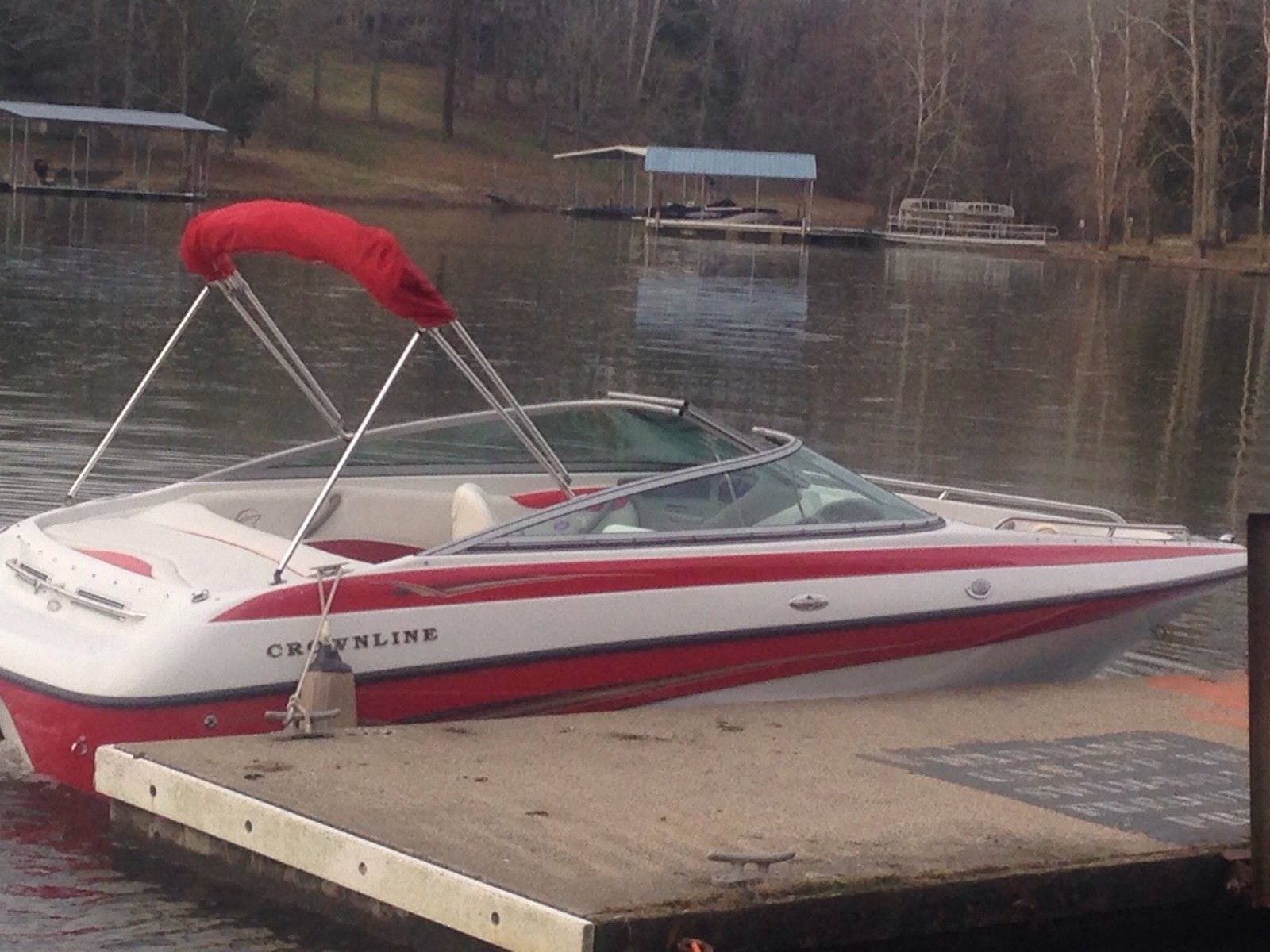 Crownline 192 BR Only 136 Hours Great Condition Freshwater Boat.
