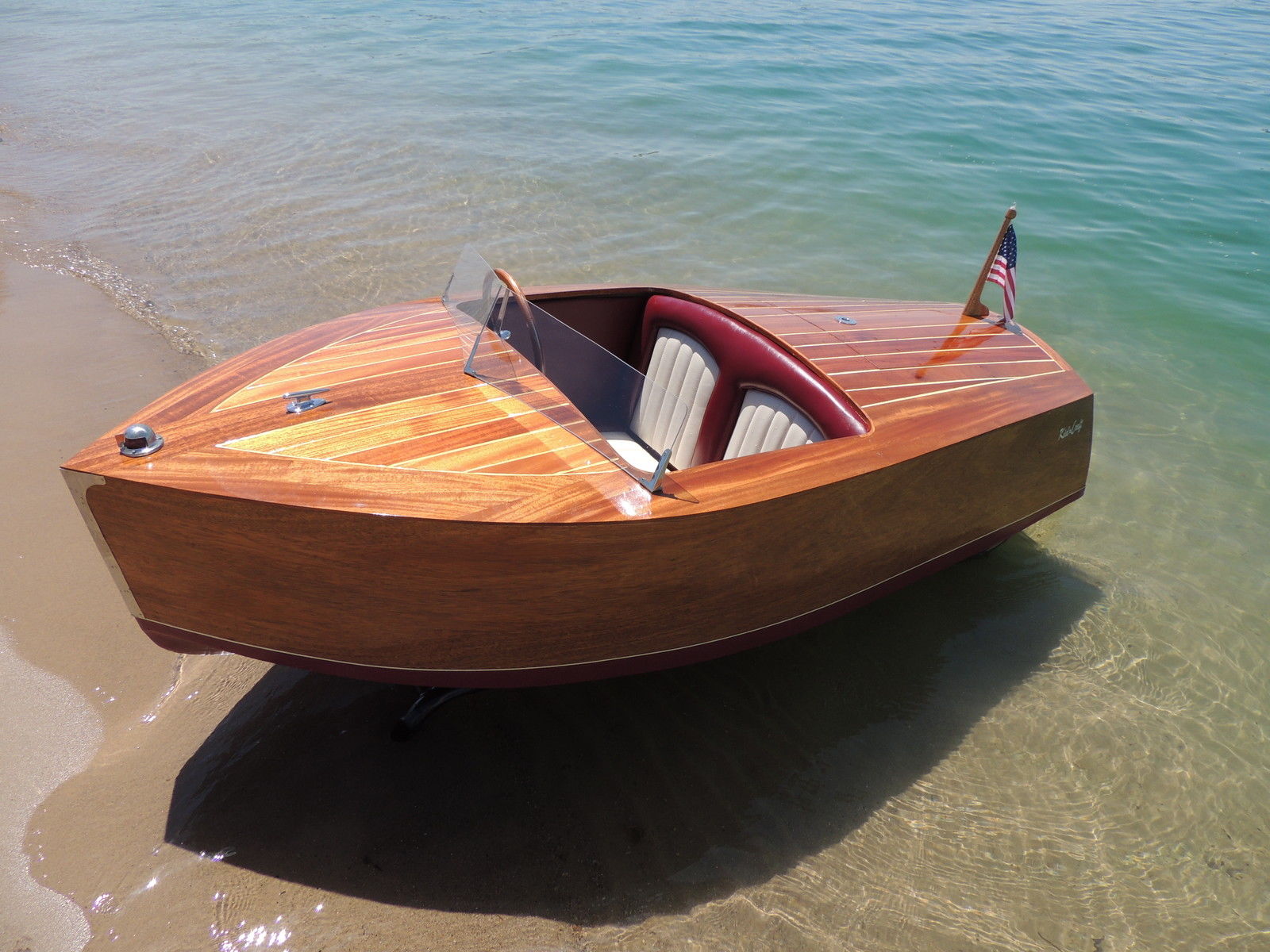 Mini wooden boat