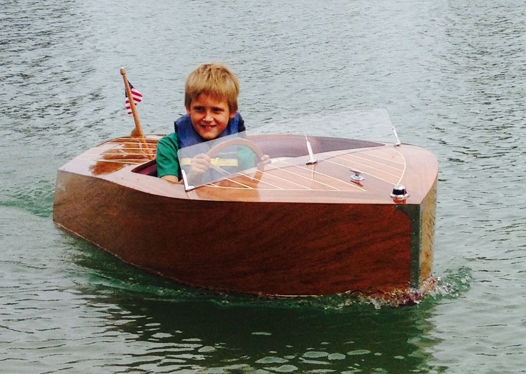 Boat Chris Craft REPLICA Wood Electric Power Summer Toy 