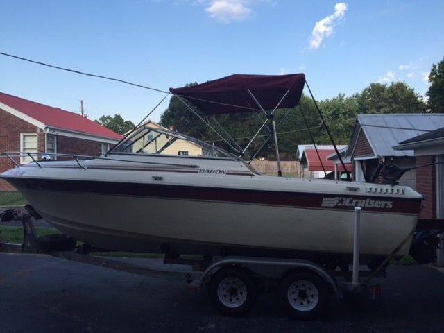 Crusiers Yachts Baron 1984 For Sale For $3,900 - Boats-from-USA.com